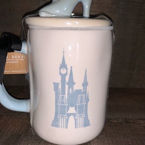 NIP RAE DUNN “A DREAM COME TRUE” Mug with GLASS-SLIPPER topper NWT - Picture 4 of 6